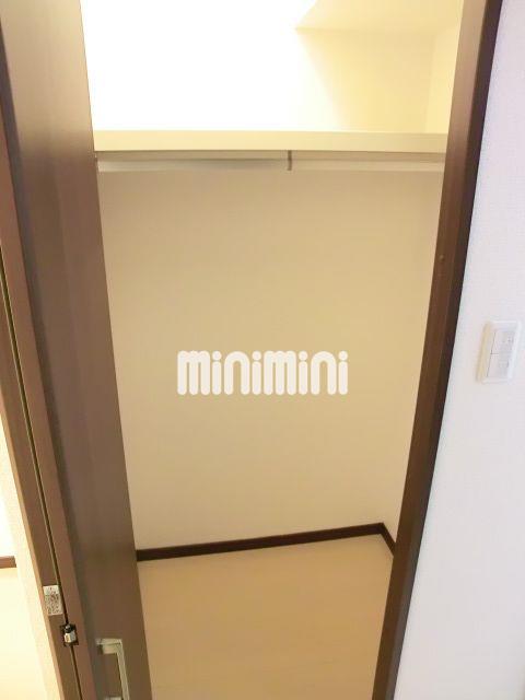 ����6