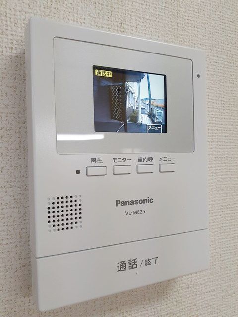 ����10