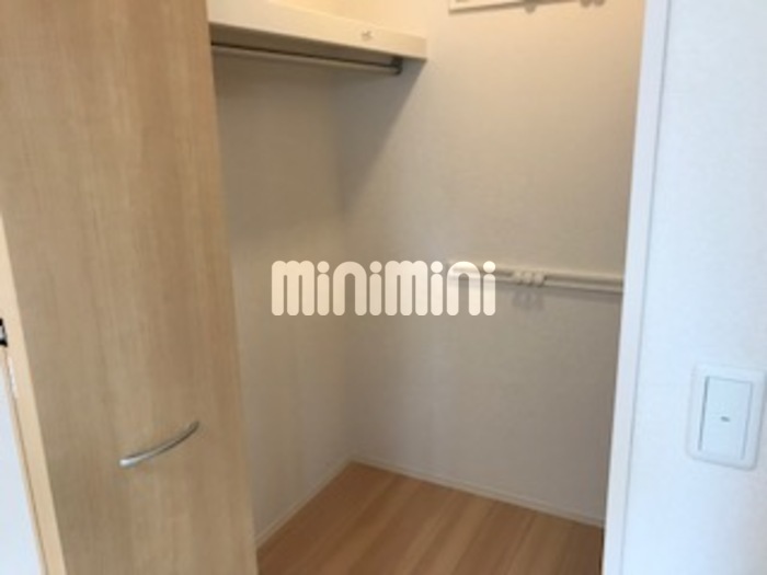����6