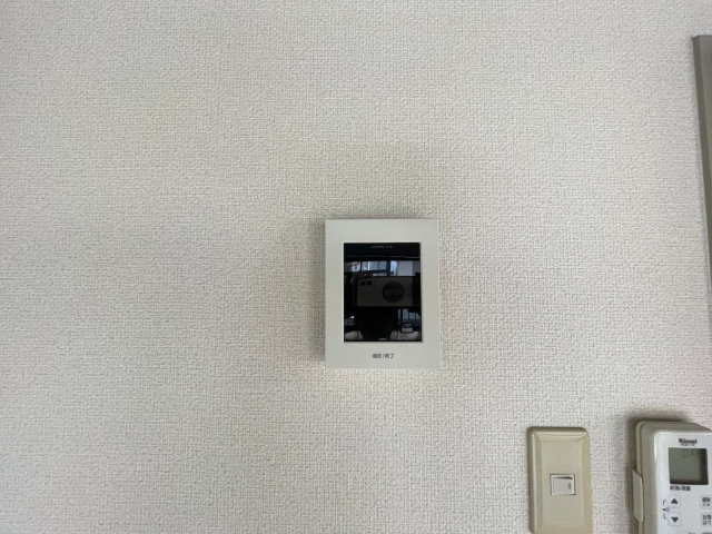 ����11