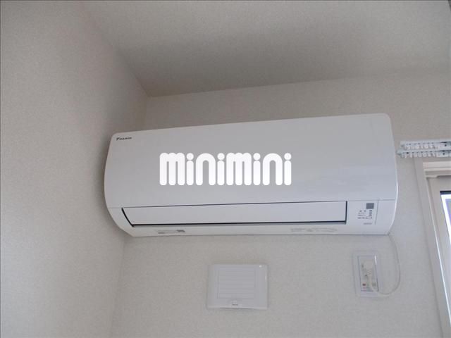 ����10