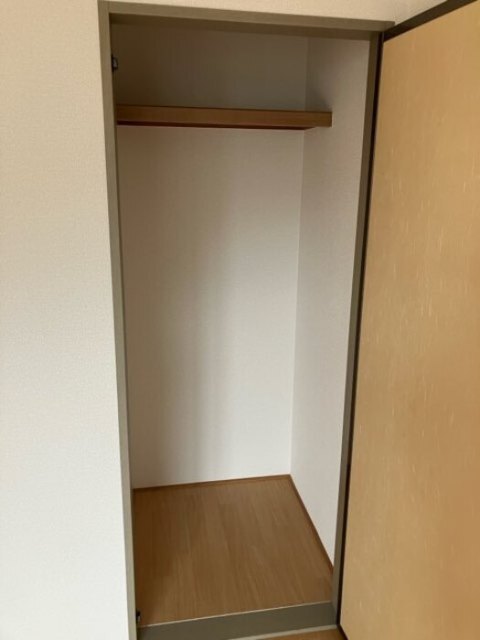 ����6