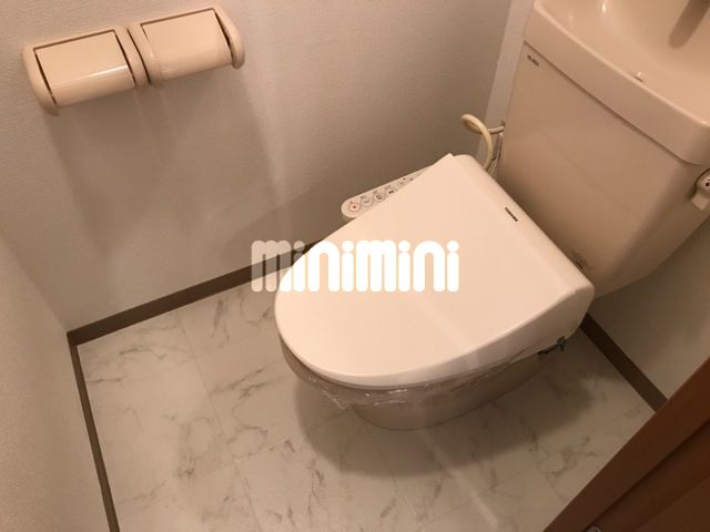����6