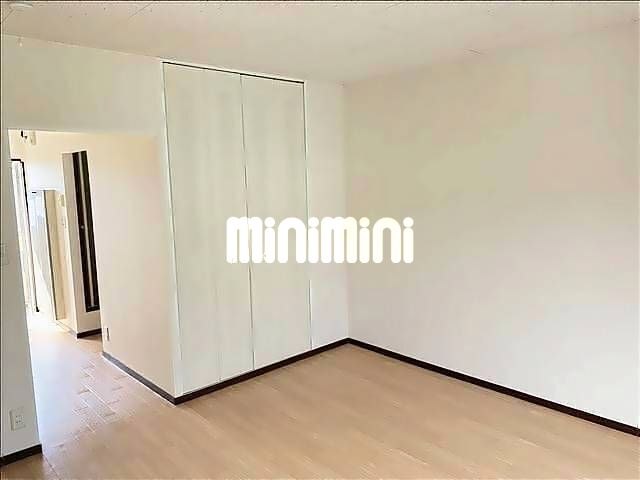 ����7