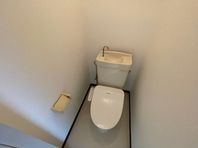 ����6