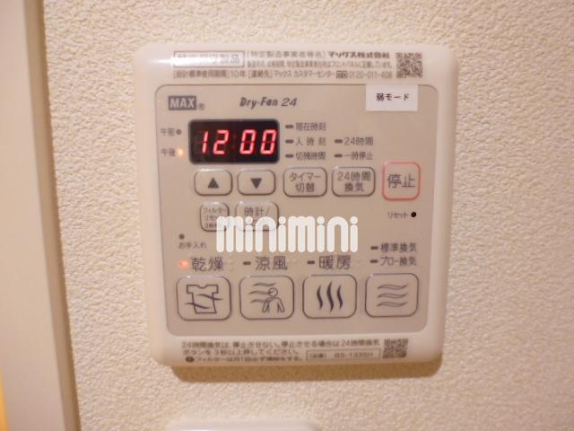����14