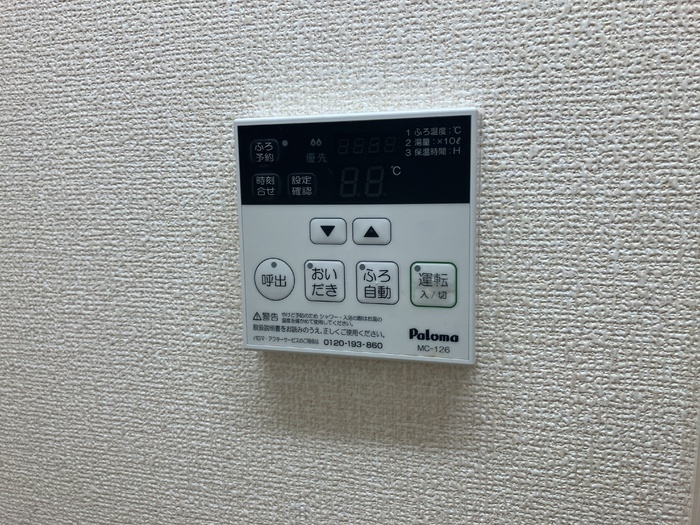����13