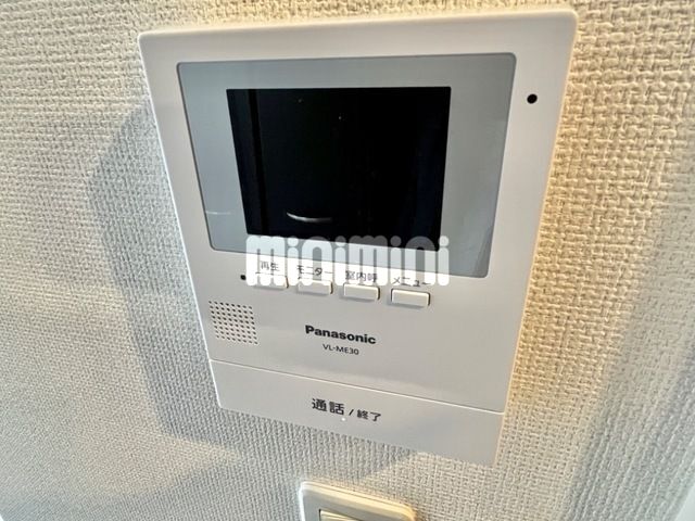 ����10