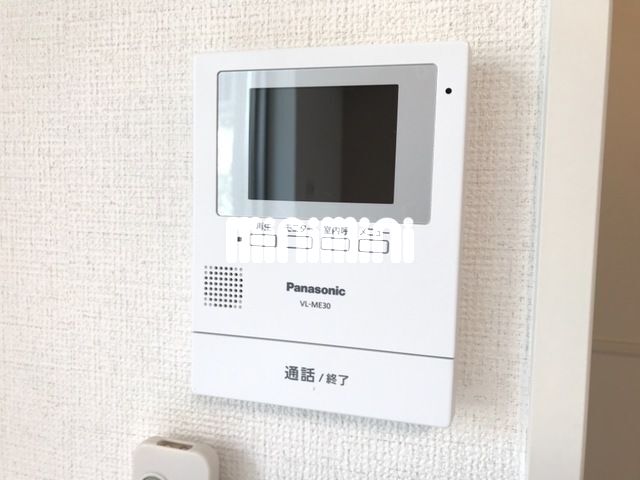 ����10