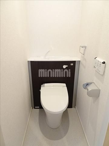 ����7