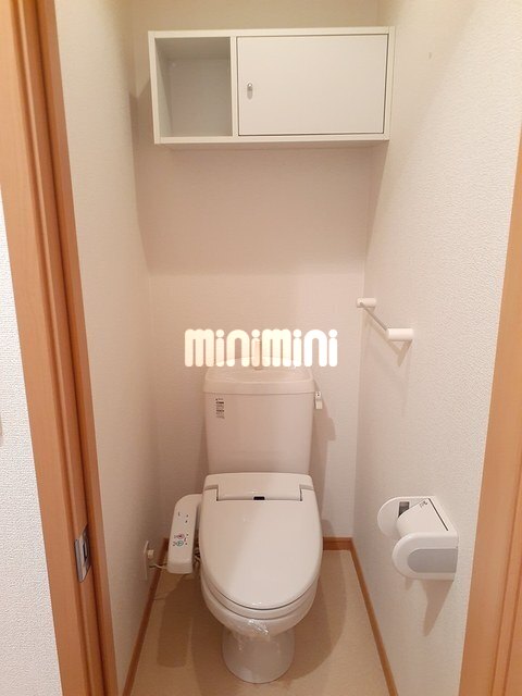 ����4