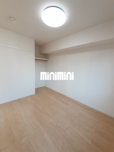 ����6
