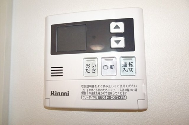 ����13