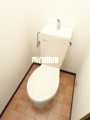 ����4