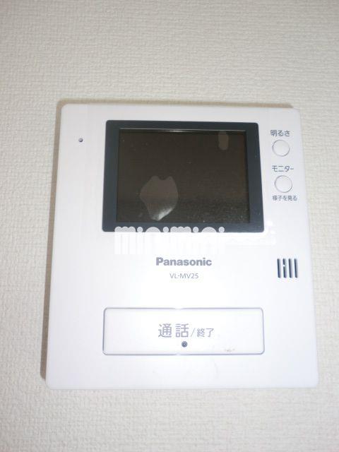 ����10