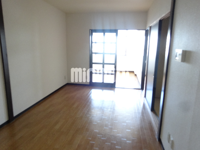 ����6