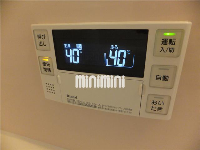 ����11