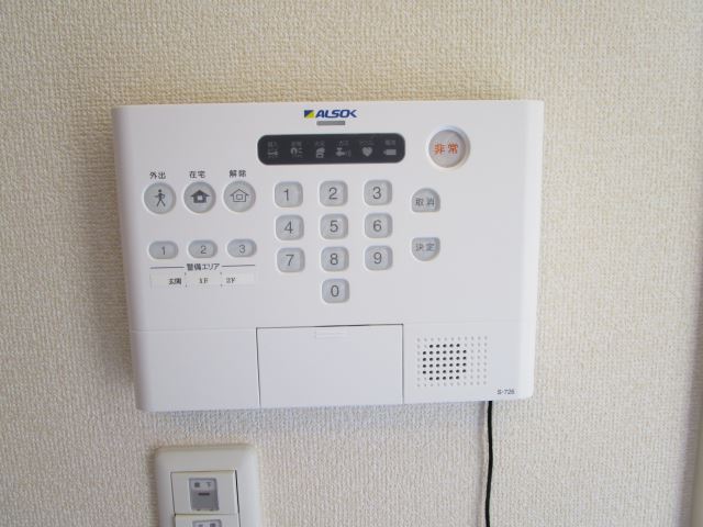 ����11