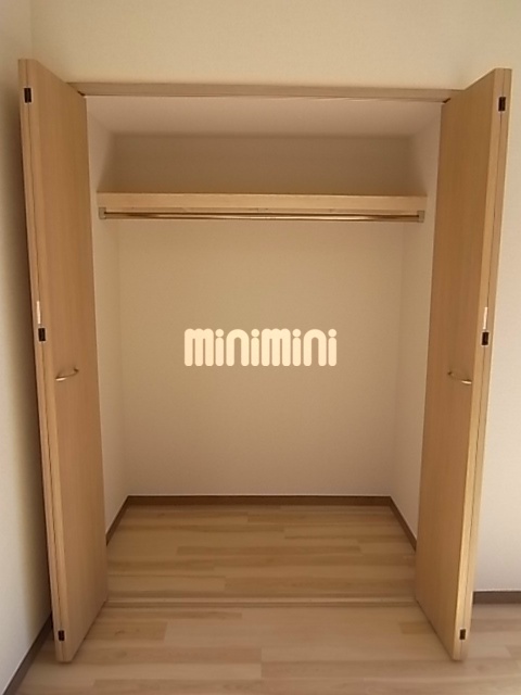 ����7