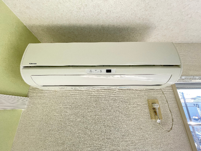 ����10