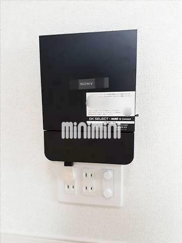����11