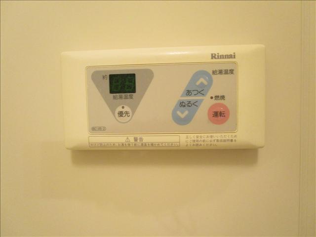 ����11