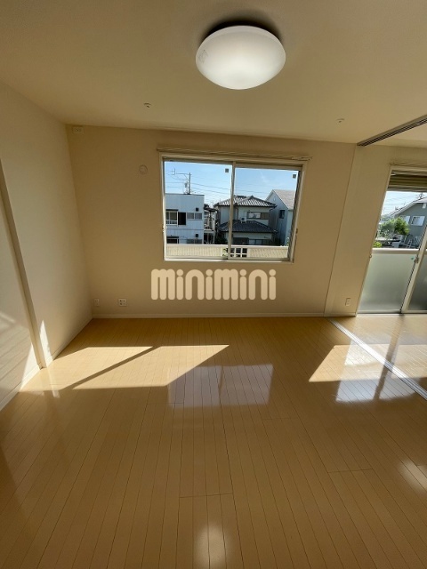 ����6