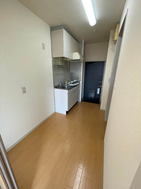����14
