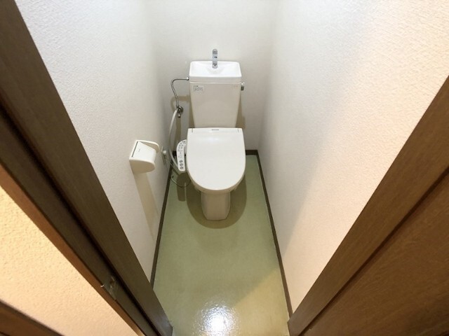 ����7