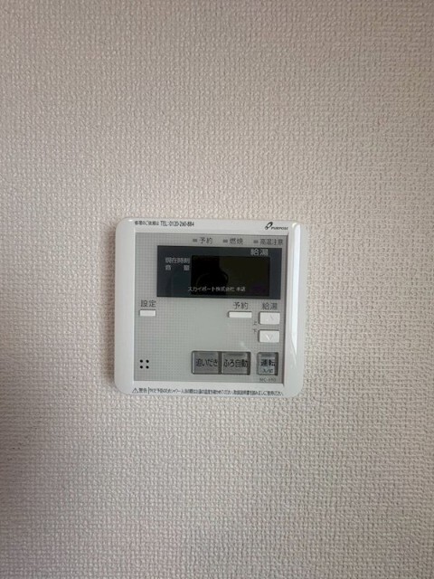 ����11