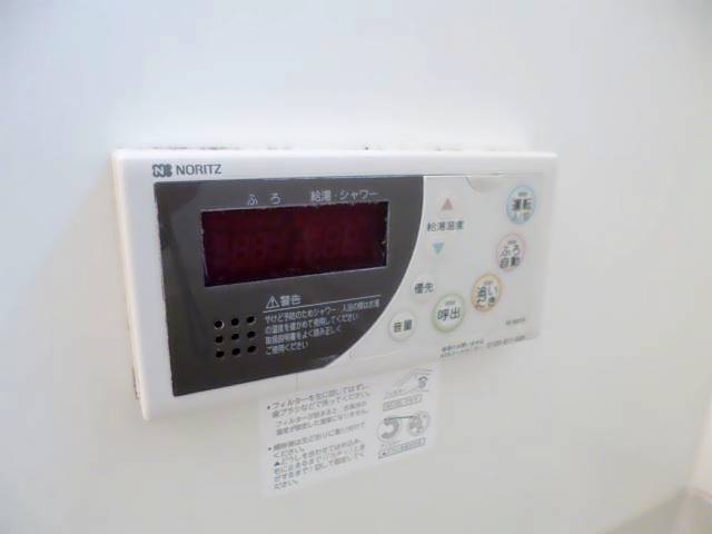 ����11