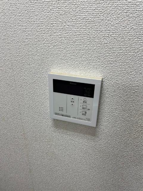 ����11