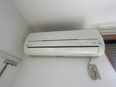����10