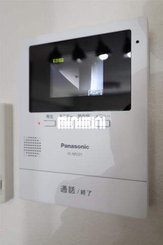 ����10