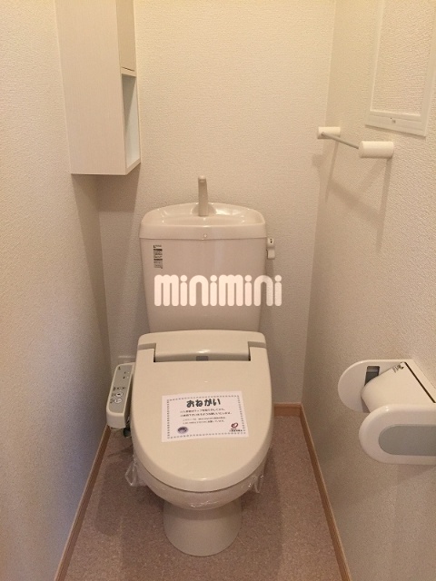 ����4