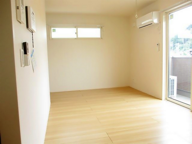 ����6