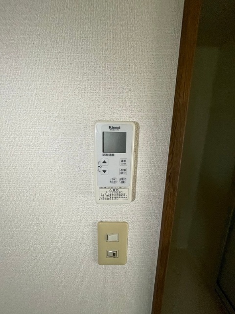 ����14