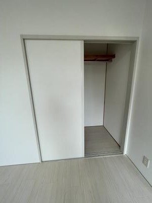 ����7