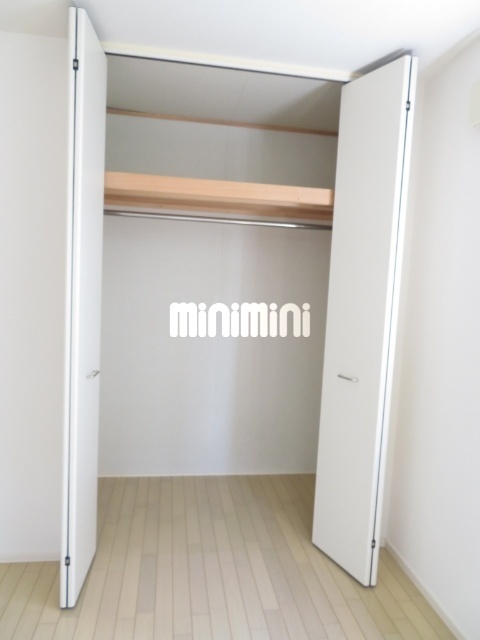 ����6