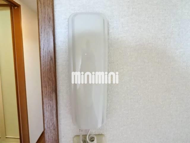 ����11