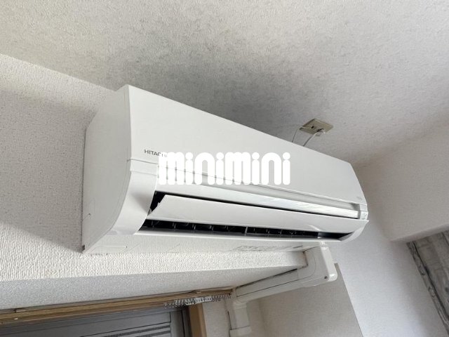����5