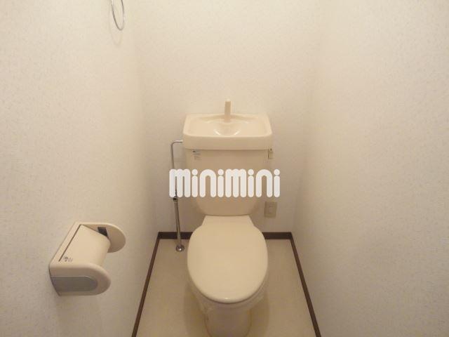 ����9