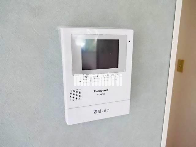 ����10