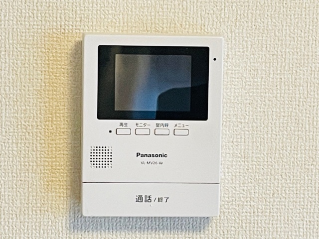 ����11