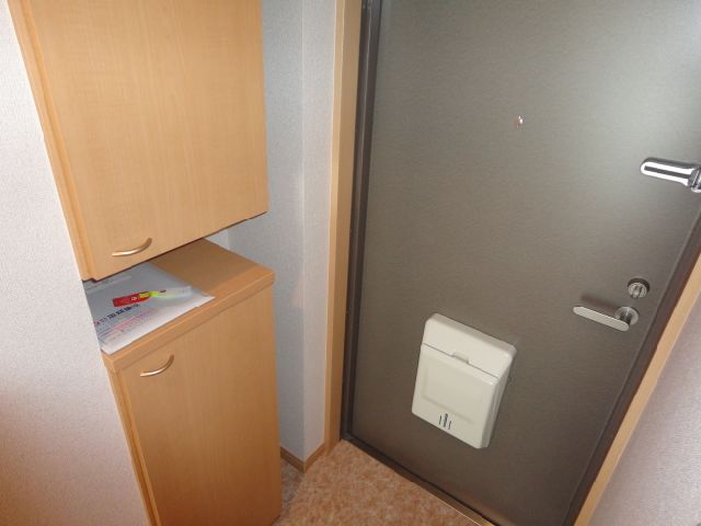 ����10