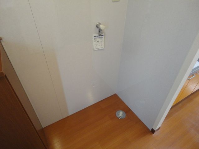 ����10