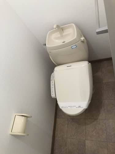 ����9
