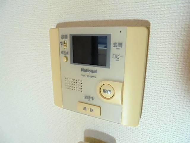 ����11