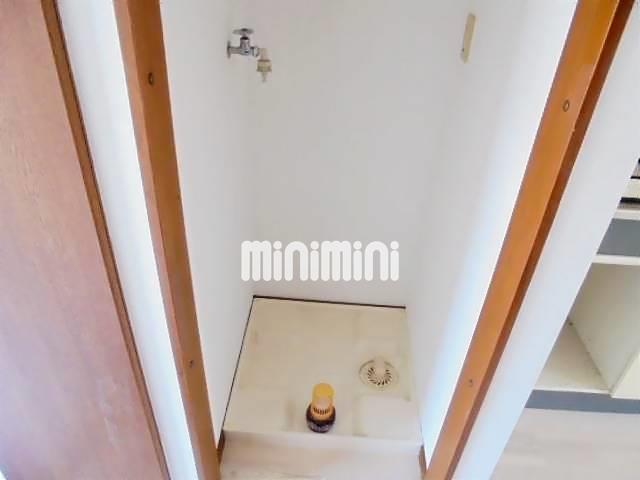 ����9