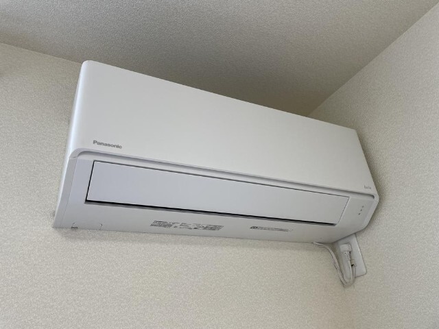 ����10